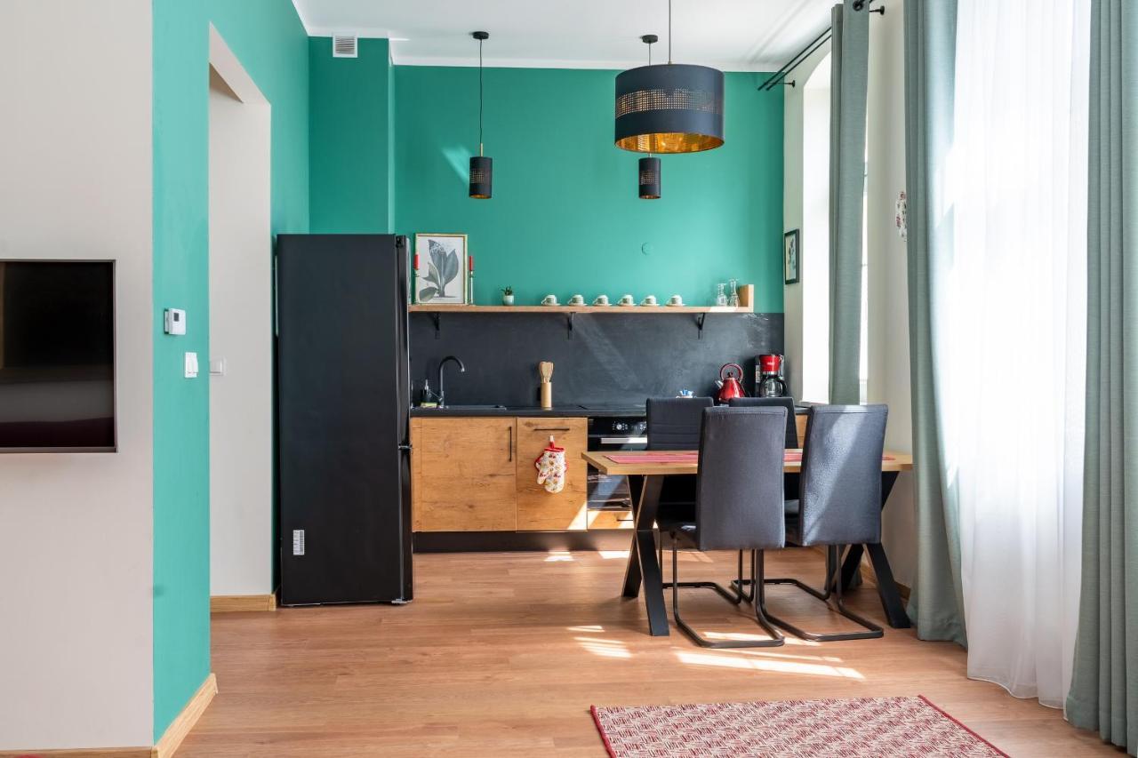 Apartament Inspirujacy - Z Prywatnym Monitorowanym Parkingiem - 4 Osobowy - Space Apart Jelení Hora Exteriér fotografie